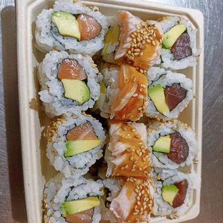 Bandeja de Uramaki (12 uds.)