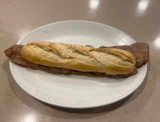 Bocadillo De Ternera