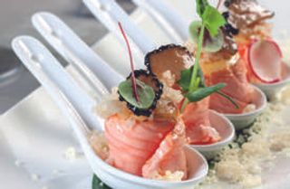 67 Gunkan salmon tartufo 4 pezzi