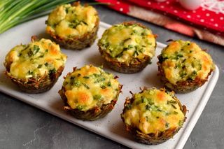 Картопляні корзинки, запечені з Печерицями та сиром Сулугуні (380г)