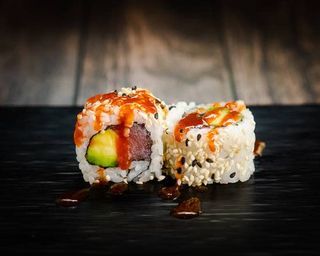 California Spicy Atún (8 Piezas)