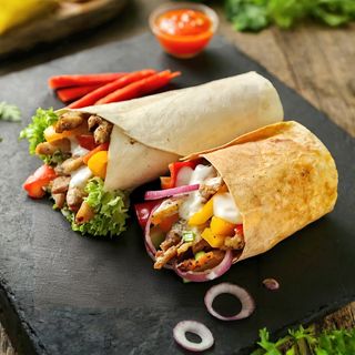 Tortilla Frytkami Surówkami