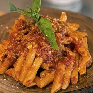 Penne al pomodoro fresco