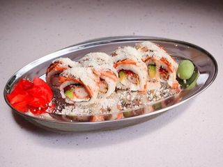 Рол з лососем татакі та креветкою (360g)