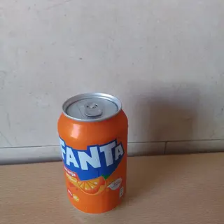 Fanta Naranja lata 330ml.