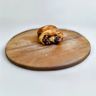 Штрудель с творогом и вишней