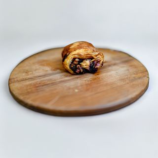 Штрудель с творогом и вишней