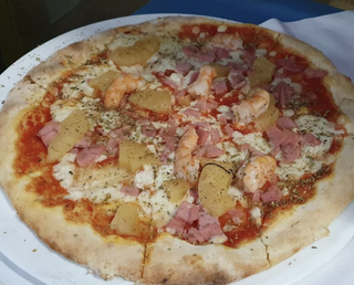 Pizza Hawaiana
