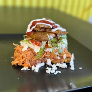 Patacones Con Pollo