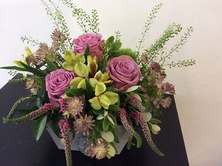 Centro mediano de flor variada