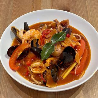 Fructe de mare in sos Padang –  Siput saos Padang - iute