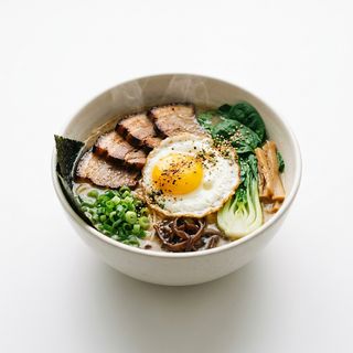 Ramen con carne de cerdo