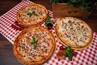 Zestaw 3 x pizza 33 cm + 2 x sos