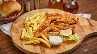 Pileći štapići u susamu