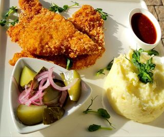 Шніцель з пюре