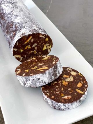 Salame Vegan de Chocolate sem Açúcar