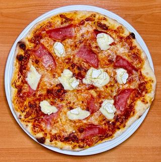 Піца Поцілунок (30 см)