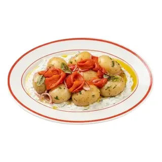 Пресни картофи с печена чушка