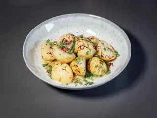 Молода картопля