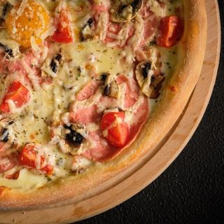 Піца Цезар  30 см / 0,700 гр