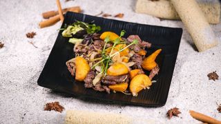 Мясо с луком и картошкой (250 гр.)