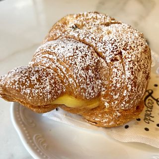 CORNETTO CREMA E AMARENA