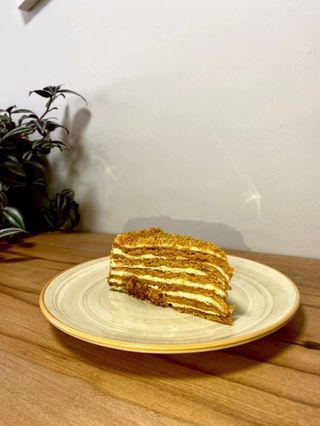 Honey cake