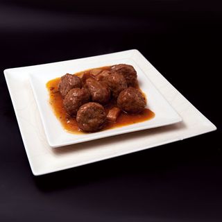 Tapas Albóndigas Con Sepia