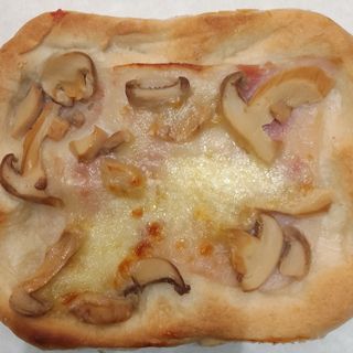 Pizzetta bianca mozzarella con cotto e funghi