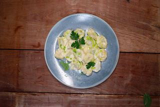 Tortellini ricotta i špinat