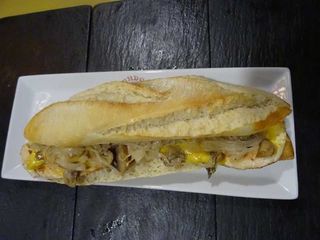 Bocadillo de Pollo con Curry