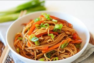 Stir-fry spaghetti with Chicken