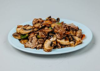 183. Свинско с печурки