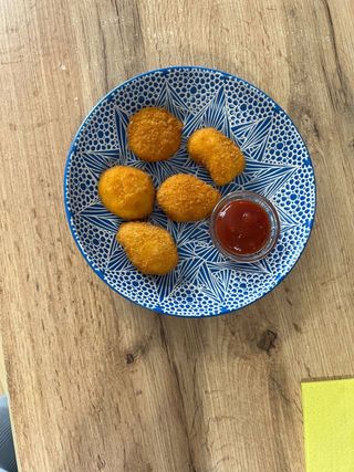 Курячі нагетси (150/40г)