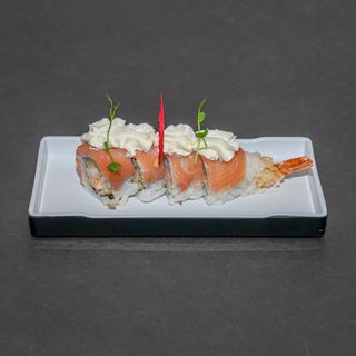 A426 - Uramaki tempura e salmon affumicato