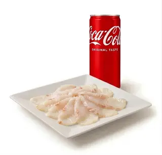 Carpaccio di pescato bianco locale + Lattina Coca-Cola