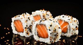 T7. Uramaki (16 peças)