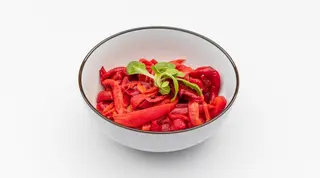 Salată de ardei copți