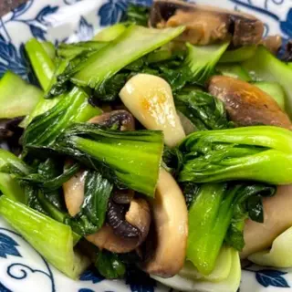 Noodles / Rice Add Fried Vegetable And Mushroom
