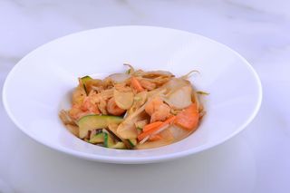 56 Gnocchi di riso con frutti di mare