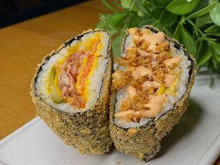 Суші бургер з беконом (320g)