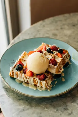 Waffle sa bijelom čokoladom