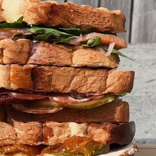 Сендвіч бріош з Куркою