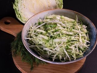 Салат з капусти (200г)