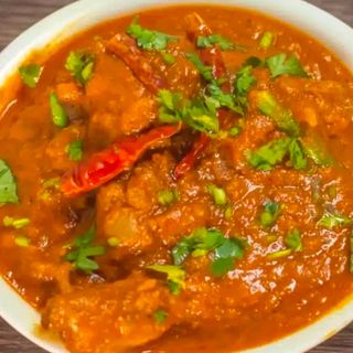 Madras With Lamb/ Cordero madras ( Hot/ picante)
