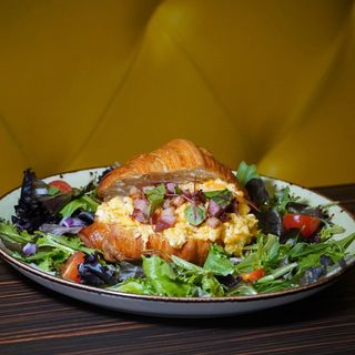 OVOS MEXIDOS - SCRAMBLED EGGS