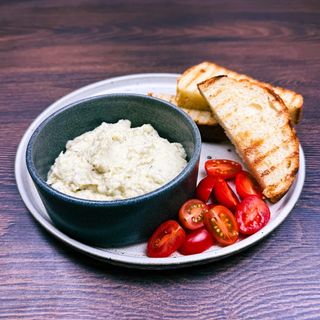 Salată de Vinete Coapte pe Jar