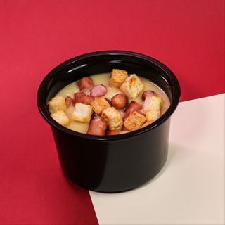 Grochówka na żeberkach wędzonych