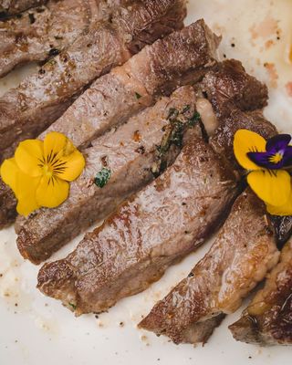 Teleći file na žaru sa grilovanim povrćem 400 gr