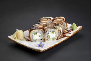 Рол філадельфія з вугрем (320г)